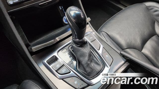 Hyundai Grandeur HG Modern, 2015 9