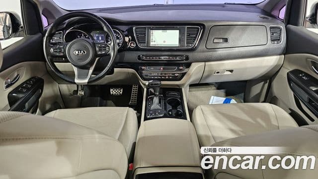 Kia All New Carnival Prestige, 2016 7