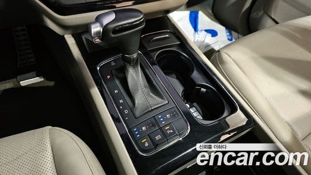 Kia All New Carnival Prestige, 2016 9