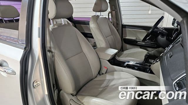 Kia All New Carnival Prestige, 2016 10