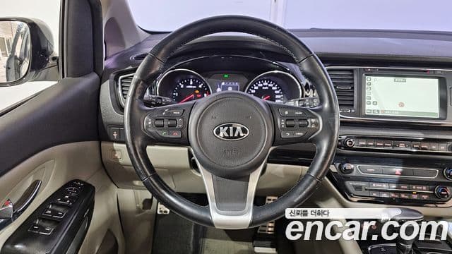 Kia All New Carnival Prestige, 2016 13