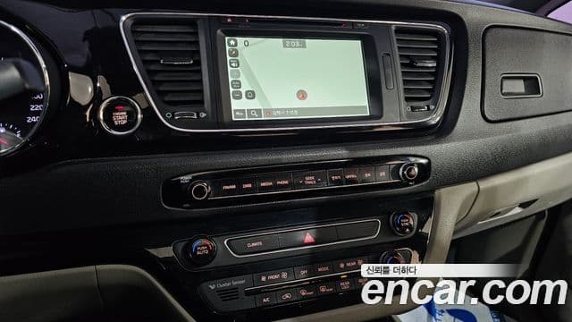 Kia All New Carnival Prestige, 2016 16