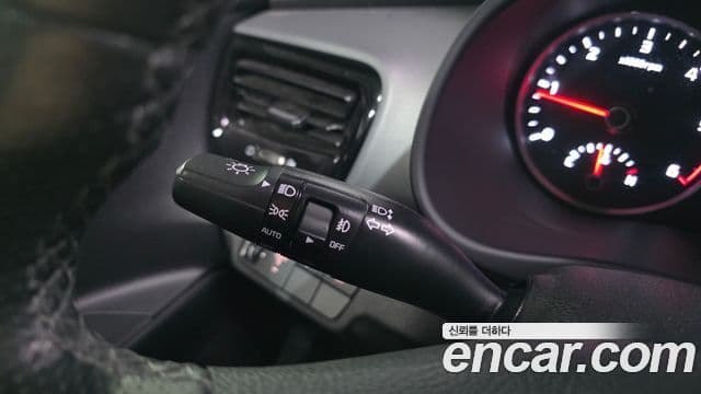 Kia Stonic Prestige, 2018 18