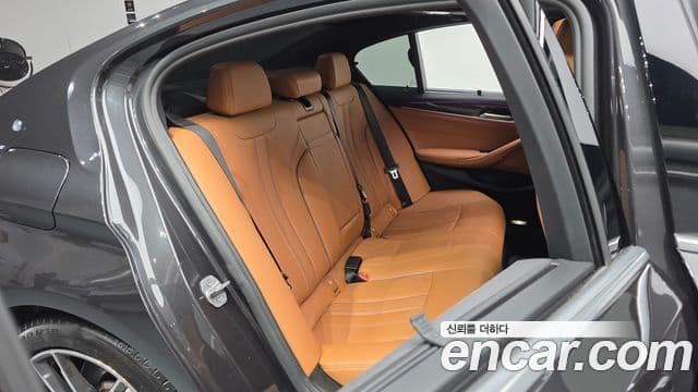 BMW 5시리즈 (G30) 520i M Sport, 2022 12