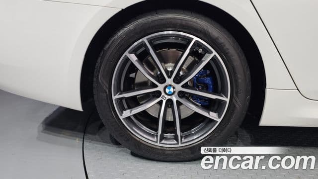 BMW 5시리즈 (G30) 520i M Sport, 2022 все фото