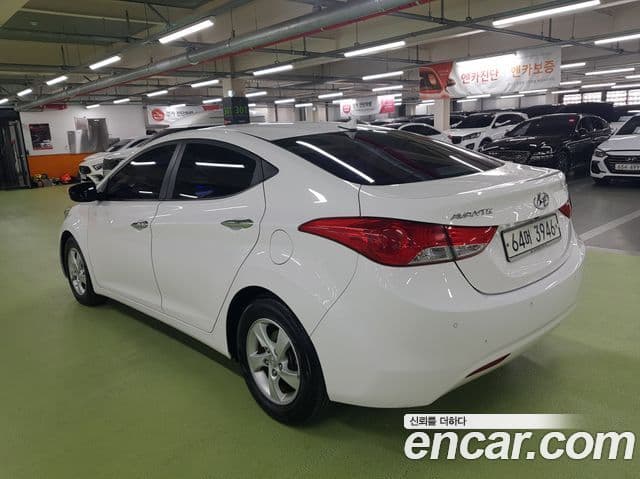 Hyundai Avante MD M16 GDI Smart, 2013 3