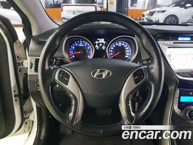 Hyundai Avante MD M16 GDI Smart, 2013 12