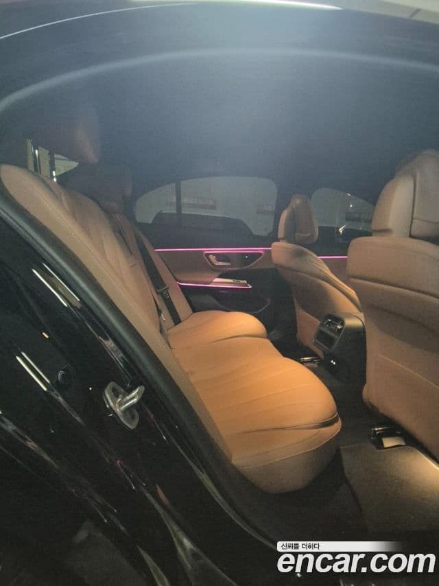 Mercedes-Benz E-класс W214 Avantgarde, 2025 17