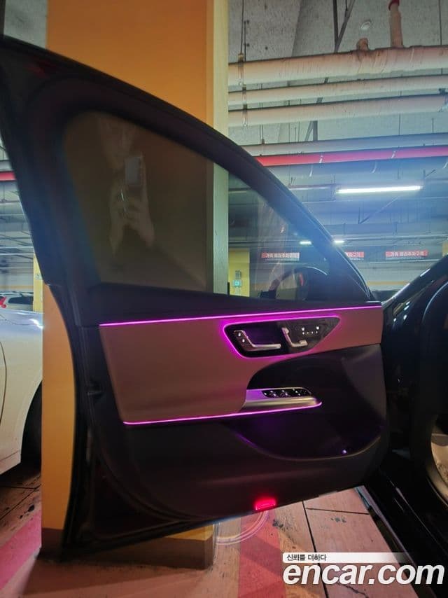 Mercedes-Benz E-класс W214 Avantgarde, 2025 18