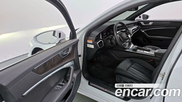 Audi A6 (C8) Premium, 2023 10