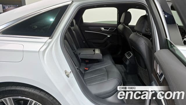 Audi A6 (C8) Premium, 2023 12