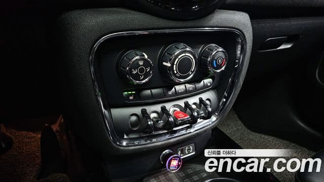 Mini Cooper D 클럽맨 2세대, 2017 15