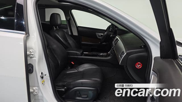 Jaguar New XF X250, 2015 10