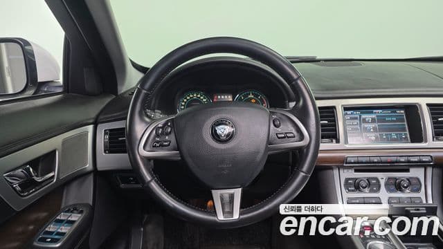 Jaguar New XF X250, 2015 13