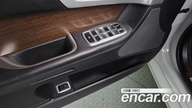 Jaguar New XF X250, 2015 17