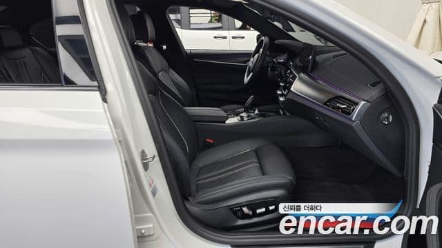 BMW 5시리즈 (G30) 520i M Sport, 2023 11