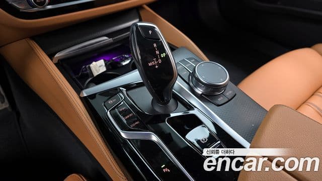 BMW 5시리즈 (G30) 520i M Sport, 2023 9