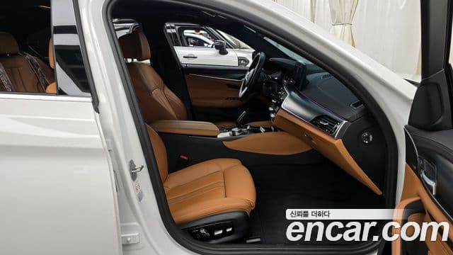 BMW 5시리즈 (G30) 520i M Sport, 2023 11