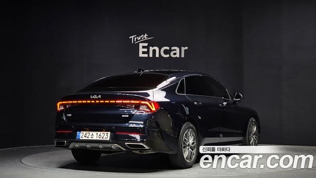 Kia K5 гибрид 3세대 Noblesse, 2023 2