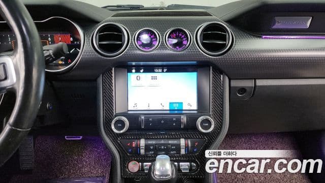 Ford Mustang купе, 2018 14