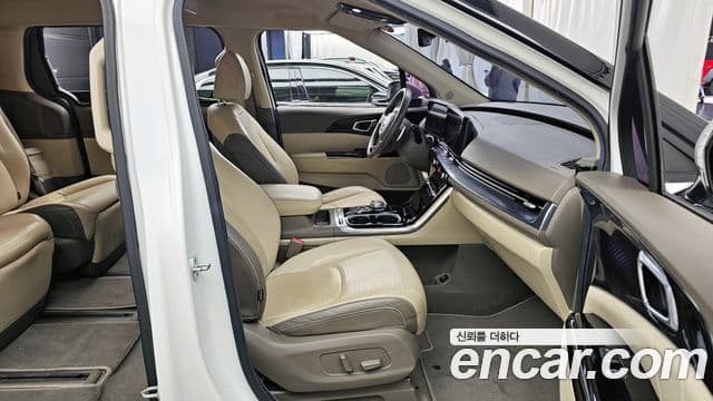 Kia Carnival 4세대 Signature, 2021 11