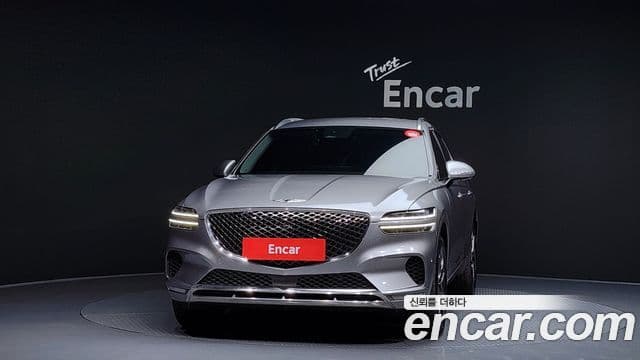 Genesis GV70, 2021 3