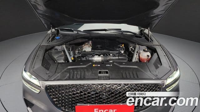 Genesis GV70, 2021 6