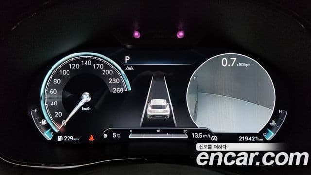 Genesis GV70, 2021 8