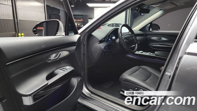 Genesis GV70, 2021 10