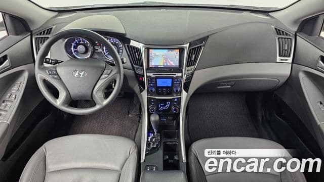 Hyundai YF Sonata Y20 Grand, 2010 7