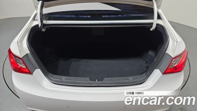 Hyundai YF Sonata Y20 Grand, 2010 20