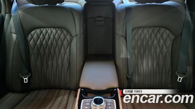 Genesis G90 Premium Luxury, 2019 9