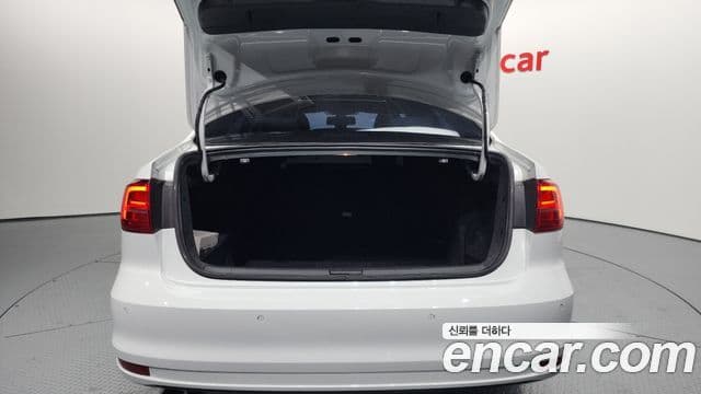 Volkswagen New Jetta 6세대, 2015 20