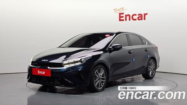 Kia The / новый New K3 2세대 Signature, 2023 1