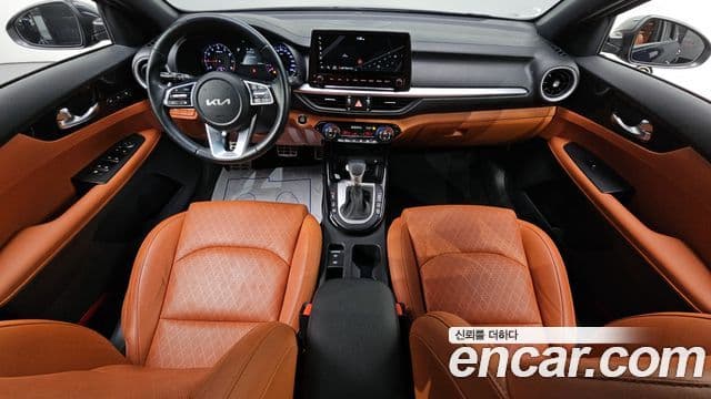 Kia The / новый New K3 2세대 Signature, 2023 7