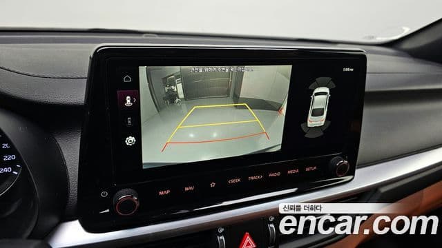 Kia The / новый New K3 2세대 Signature, 2023 17