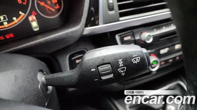 BMW 3시리즈 (F30), 2016 18