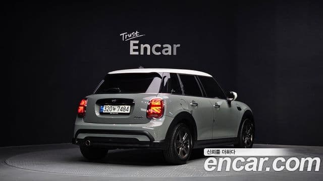 Mini Cooper 3세대, 2022 2
