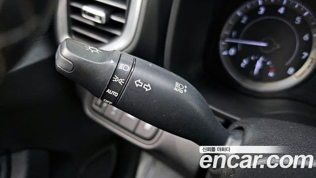 Hyundai Venue Modern, 2020 16