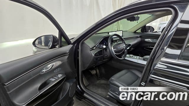 Genesis GV70, 2021 10