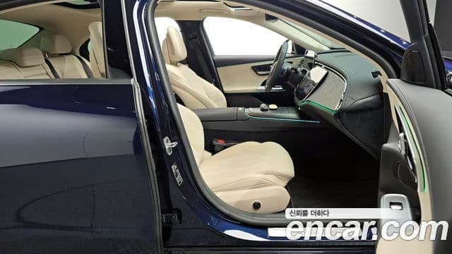 Mercedes-Benz E-класс W214 Avantgarde, 2024 11