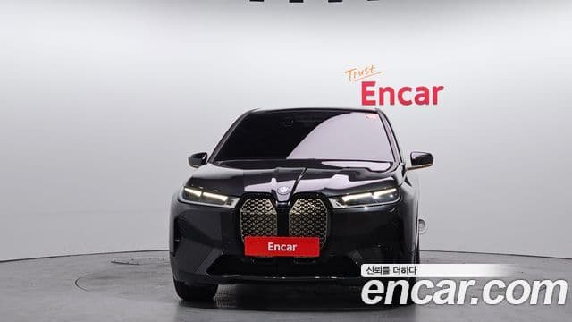 BMW iX xDrive40 First Edition, 2022 3