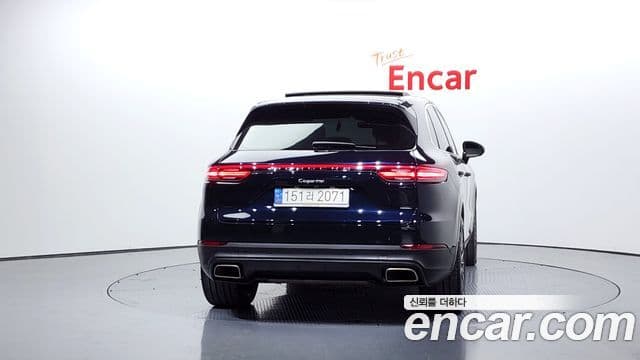 Porsche Cayenne (PO536), 2021 4