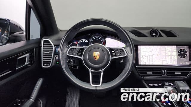 Porsche Cayenne (PO536), 2021 13