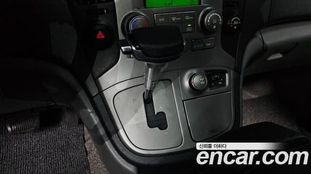 Hyundai Grand Starex VIP пакет, 2014 9