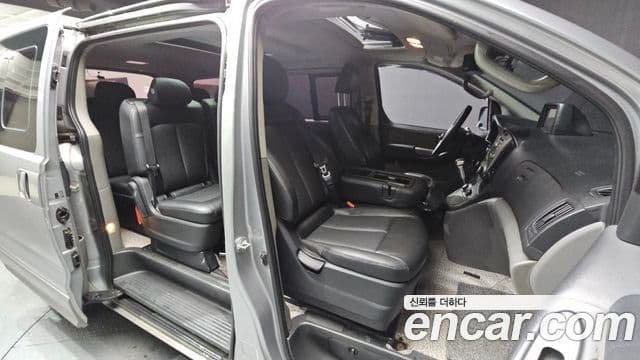 Hyundai Grand Starex VIP пакет, 2014 11