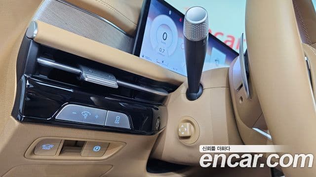 Genesis G80 (RG3) бензин 2.5 турбо AWD, 2025 15