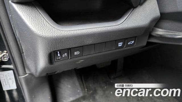 Toyota RAV4 5세대 2.5 2WD гибрид XLE, 2023 16