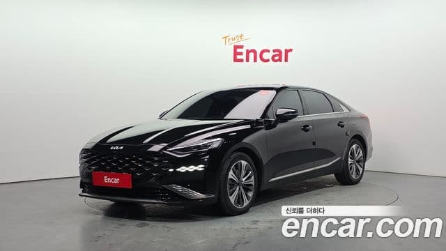 Kia K8 Signature, 2022 1