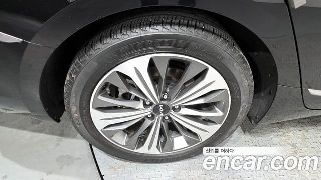 Kia K8 Signature, 2022 все фото